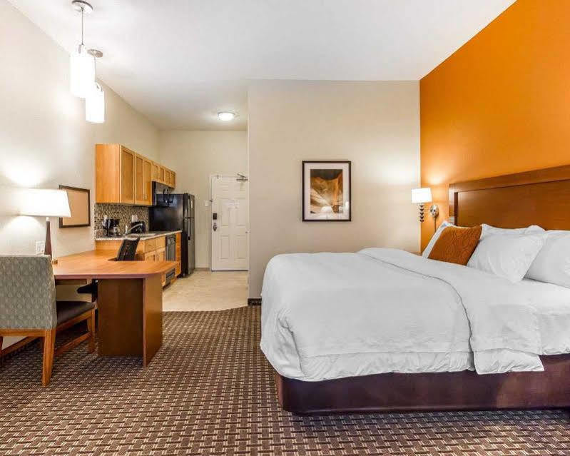 Mainstay Suites Stanley Exterior foto